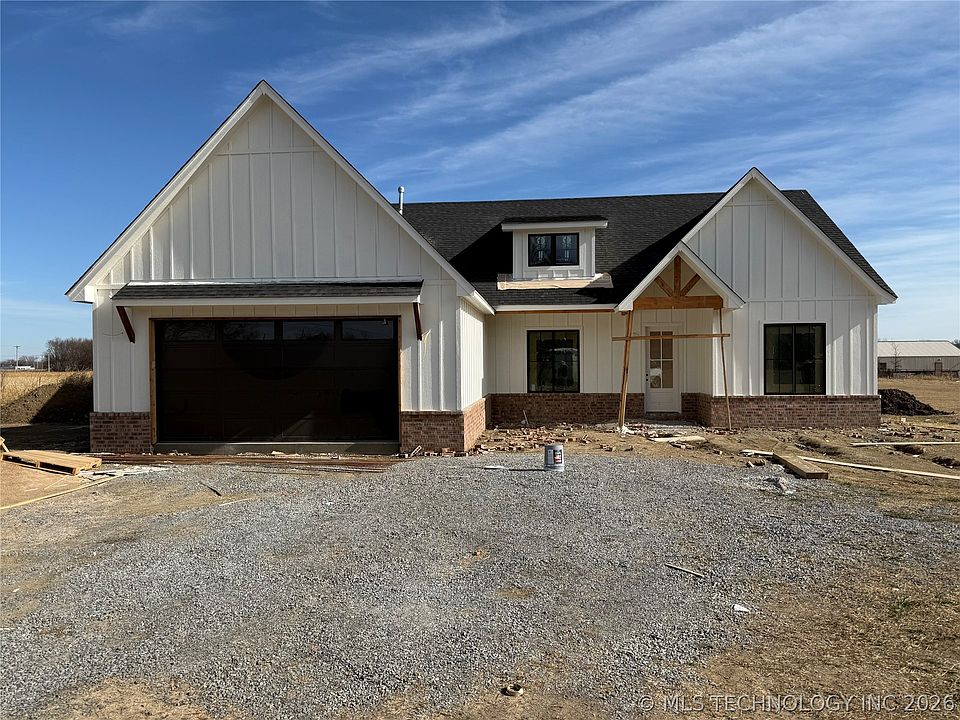 1st image of 145 S 427th Rd