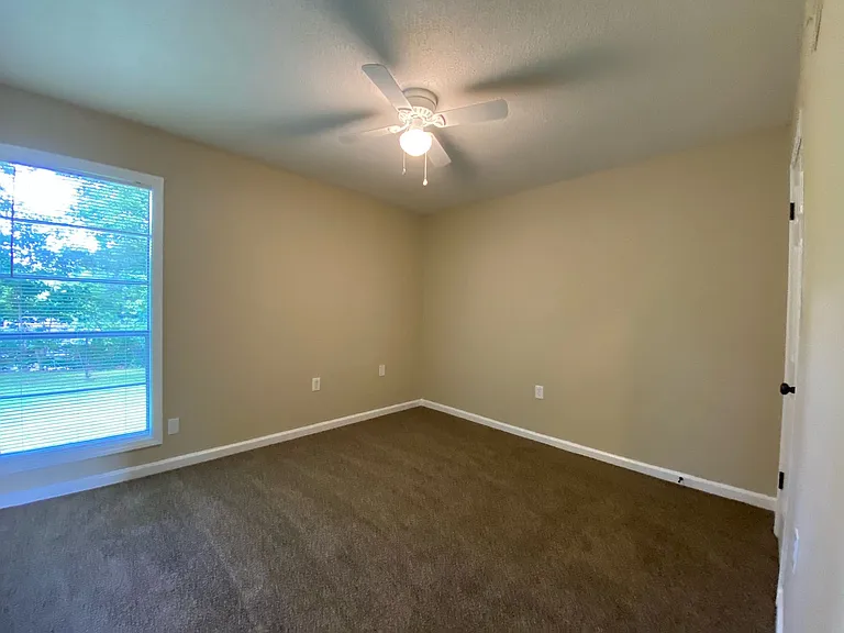 5112 Breckenwood Dr — Photo 4