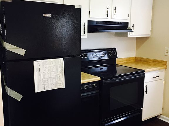 4th image of 6409 Sterling Cir #Townhouse