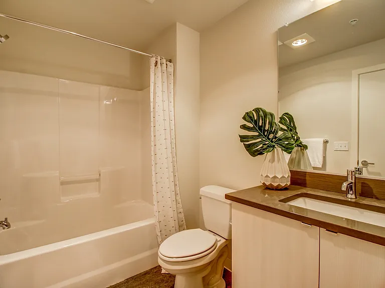686 SE Spokane St #9 — Photo 12