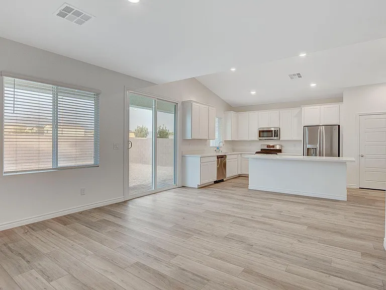 4348 Outlook Vista Ave — Photo 6