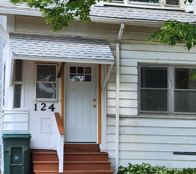 124 Rosemary Dr