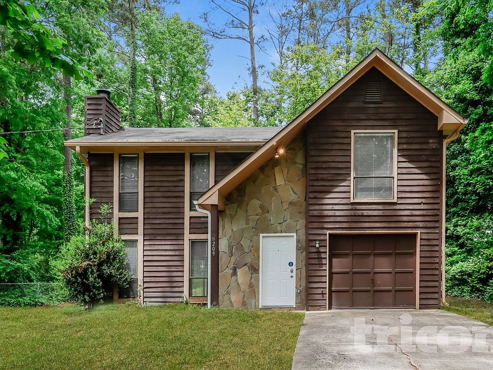 1st image of 209 Park Place Dr
