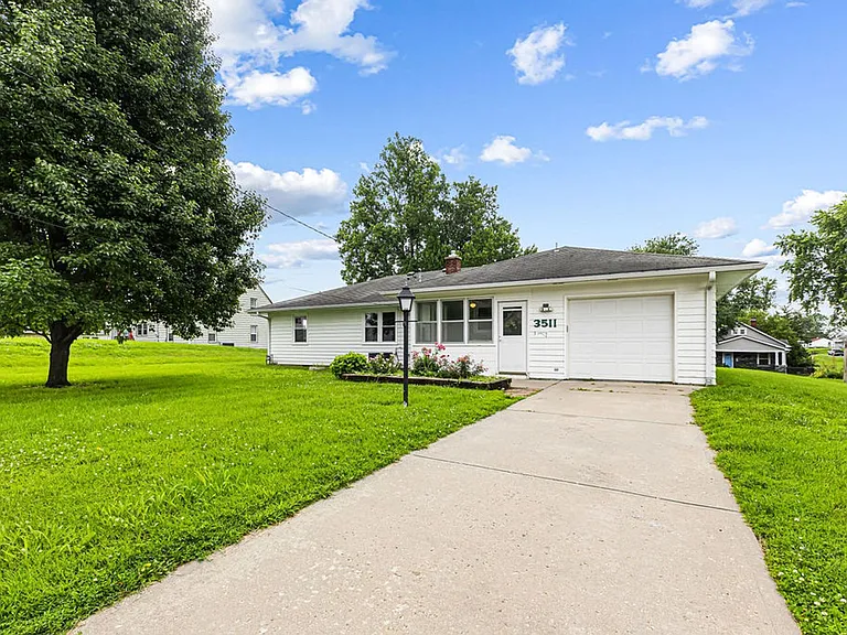 3511 Mitchell Ave — Photo 4
