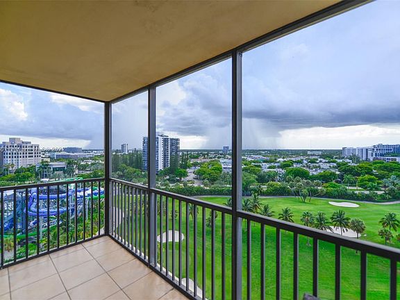 5th image of 20335 N Country Club Dr #1210