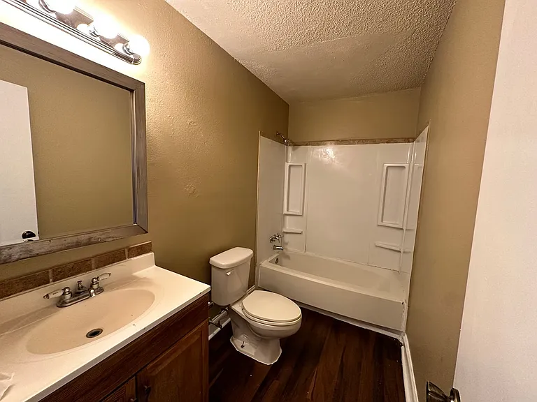 2757 Edna St — Photo 12