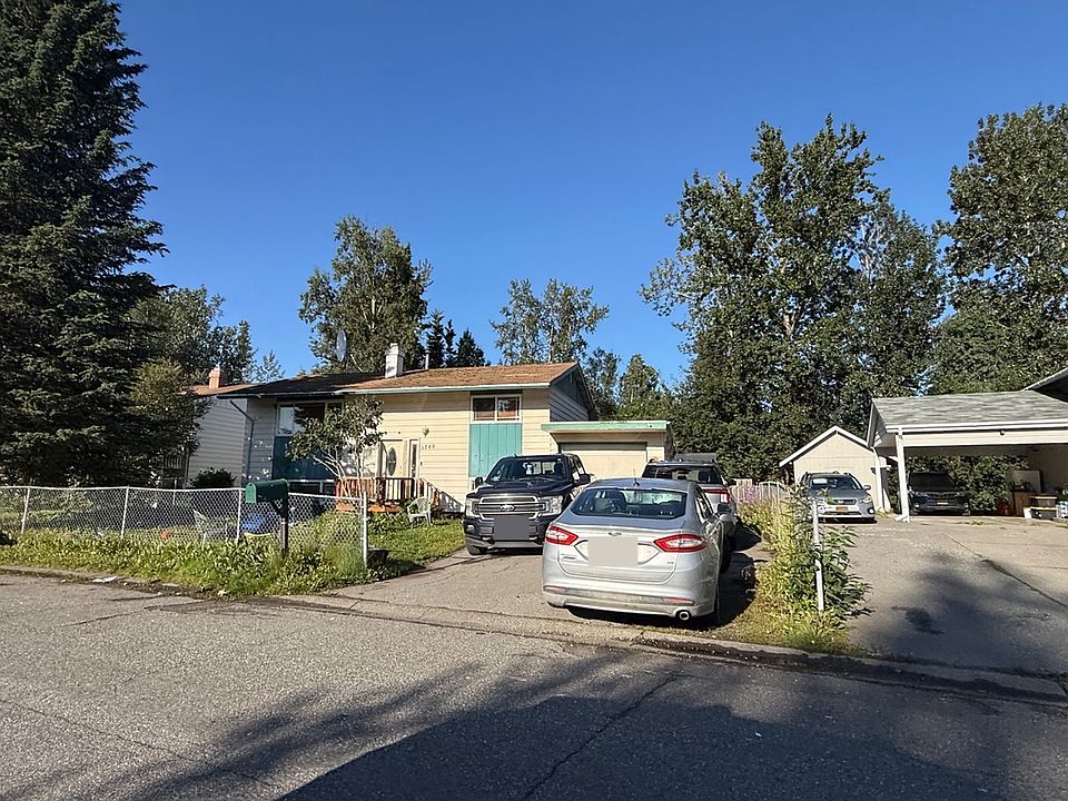 1st image of 1740 Kodiak St