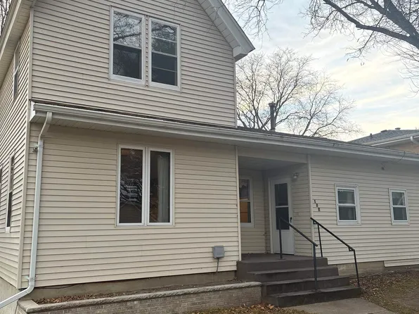 132 N Baltimore St, Spring Green, WI 53588