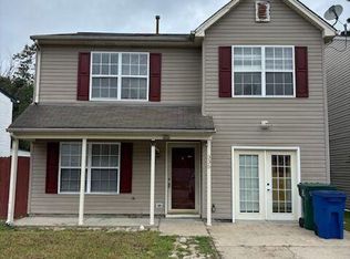 335 Pear Ridge Cir, Newport News, VA 23602