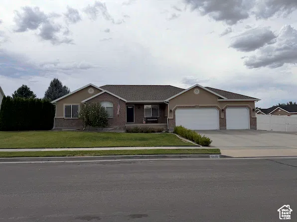 9428 S Sid Cir, South Jordan, UT 84009