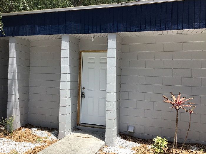 1st image of 6312 Newtown Cir