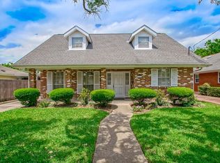 1625 Live Oak St, Metairie, LA 70005