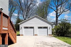 Oldewood Dr — Photo 29