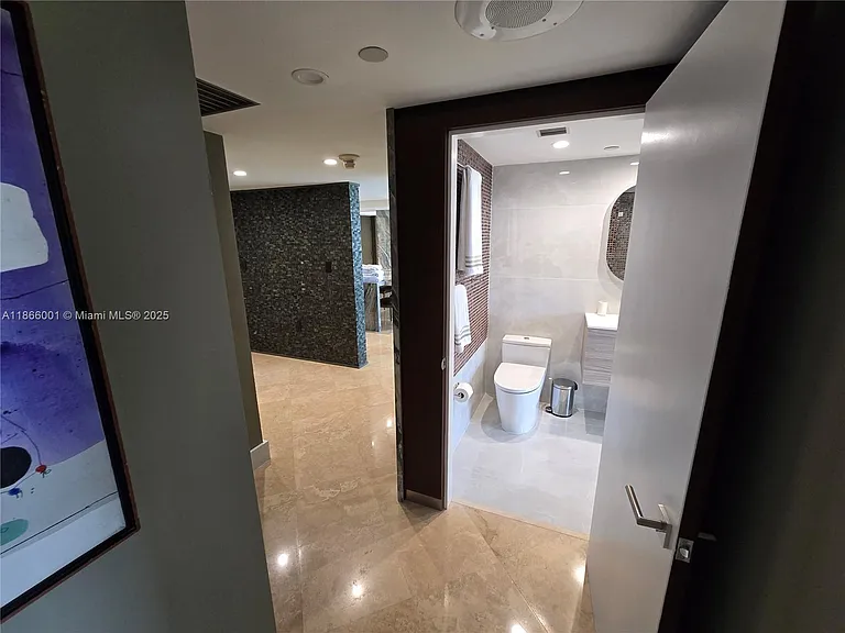 11113 Biscayne Blvd #854 — Photo 25