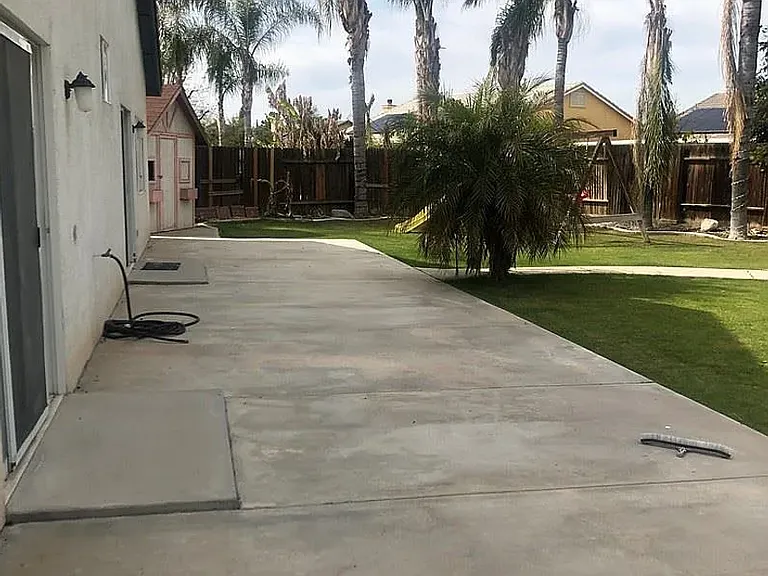 7000 Frog Meadow St — Photo 3