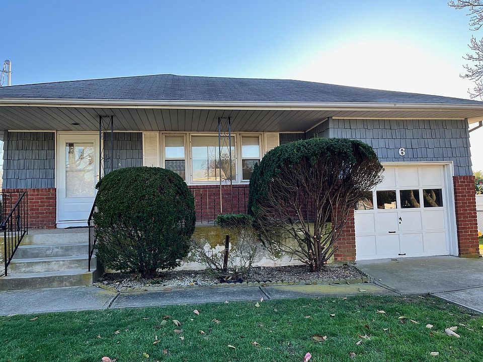 1st image of 6 Marie Ct