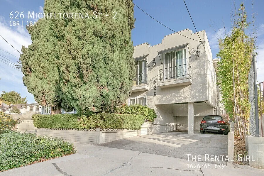 Building Photo - 626 Micheltorena St #2