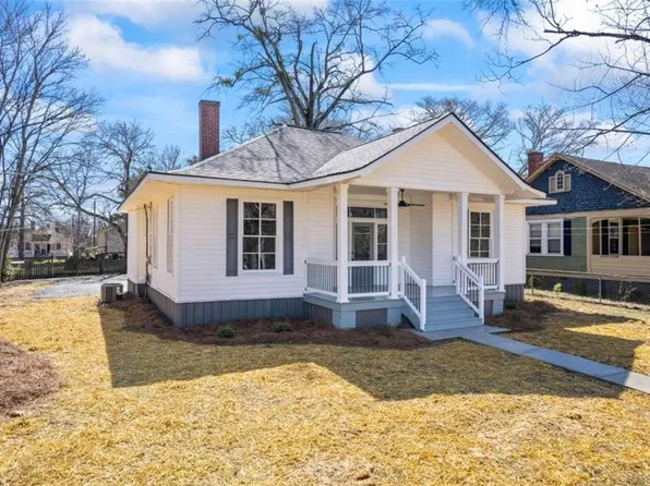 34 N Broad St, Covington, GA 30014