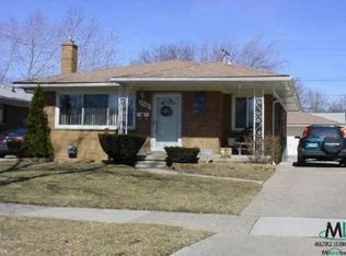 17063 N Veronica Ave, Eastpointe, MI 48021
