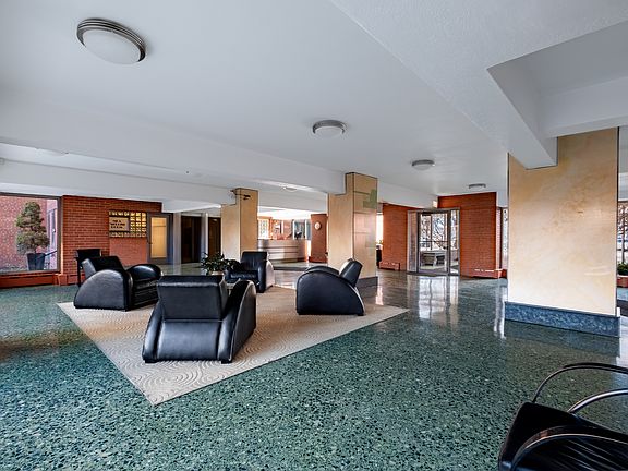 3rd image of 5040 N Marine Dr #5-D