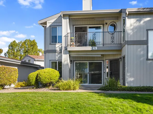 249 Ridgetop Dr APT 140, Redding, CA 96003