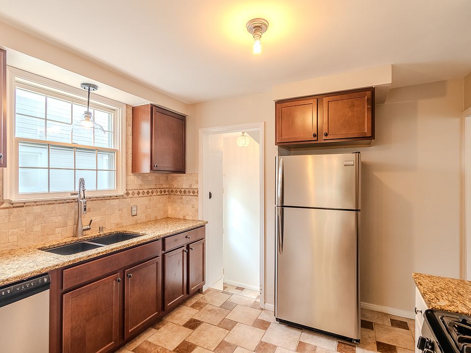 633 N Dorchester Ave, photo 10