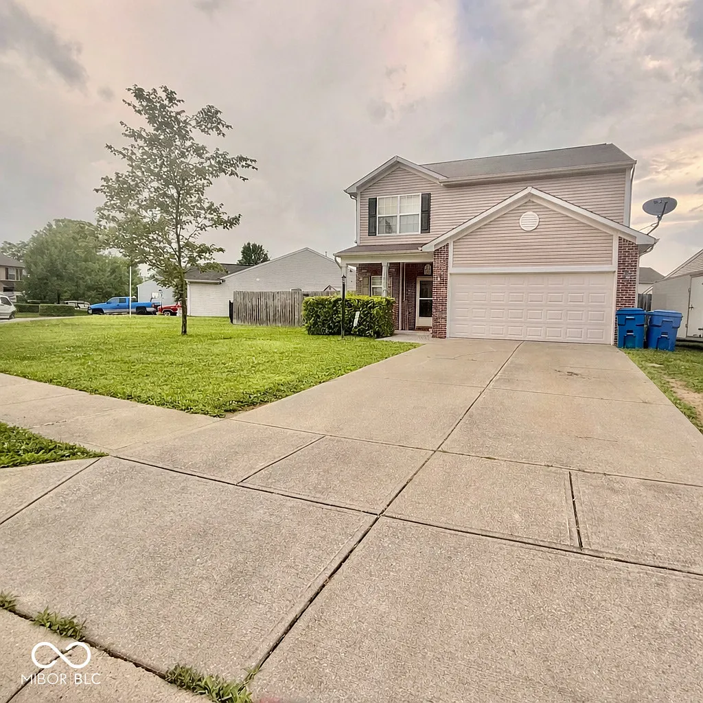 5924 Sable Dr photo 1