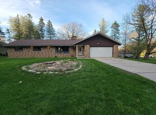2593 Appian Way, Green Bay, WI 54302