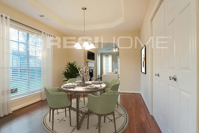 505 Walker Rd — Photo 4