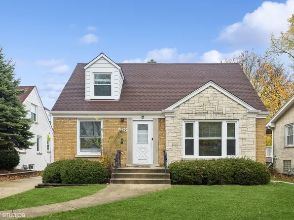 166 Northgate Rd, Riverside, IL 60546