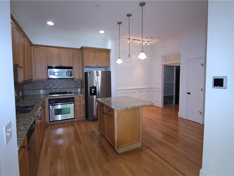 11 Perimeter Ctr E #2304 — Photo 15