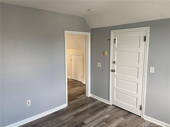 4th image of 795 Brewster St Floor 3