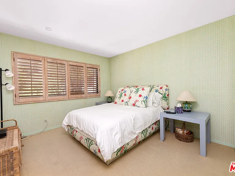 23752 Malibu Rd — Photo 28