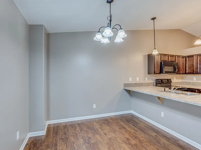 1054 E Karla Ct — Photo 11