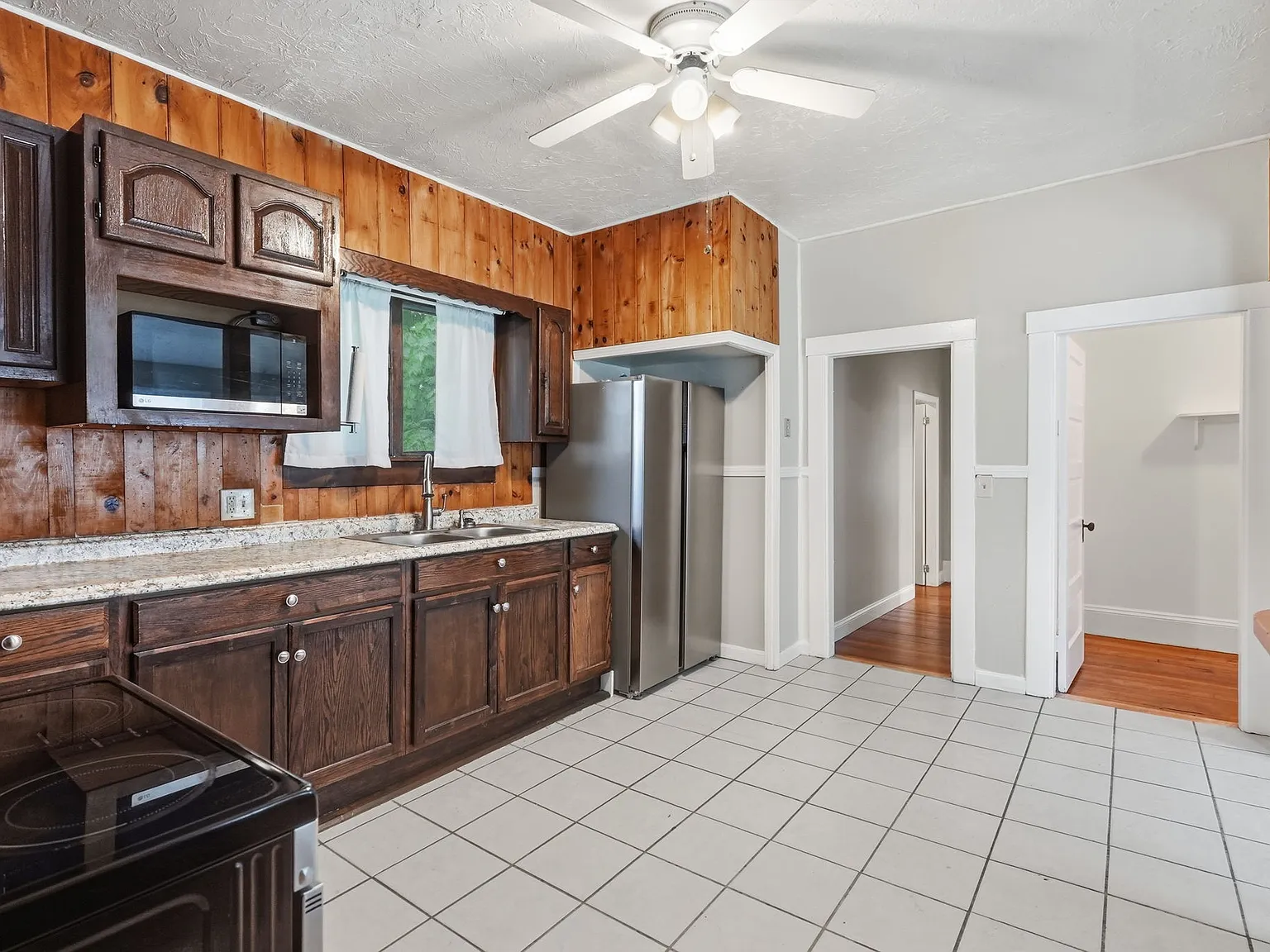 4 bed, 2.0 bath, 1508 sqft, $4,100 — Photo 4