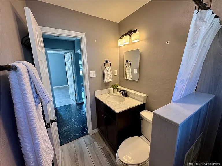3489 NE Linda Dr — Photo 13