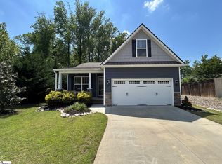 208 Mountain Slope Ct, Travelers Rest, SC 29690