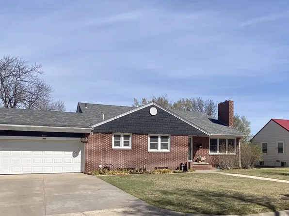 503 E 15th St, Ellis, KS 67637