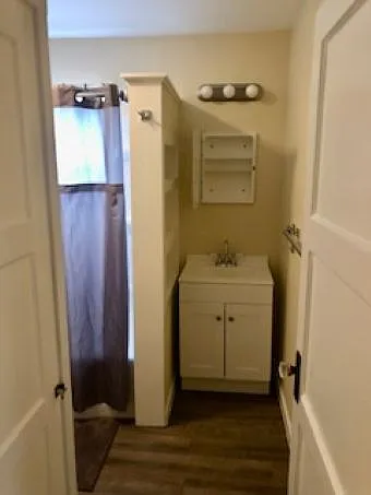 Bathroom with plenty of storage and shelf space