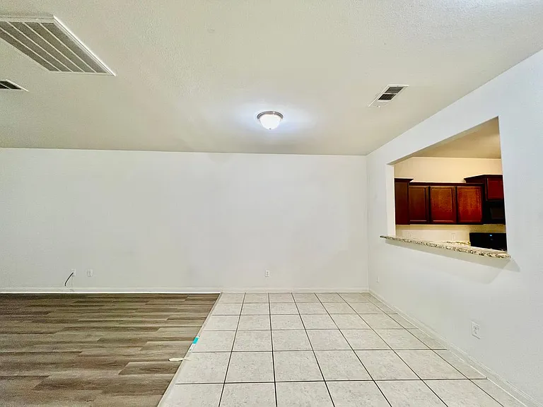 6233 White Jade Dr — Photo 10