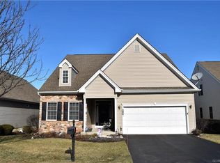 41 Inverness Ln, Easton, PA 18045