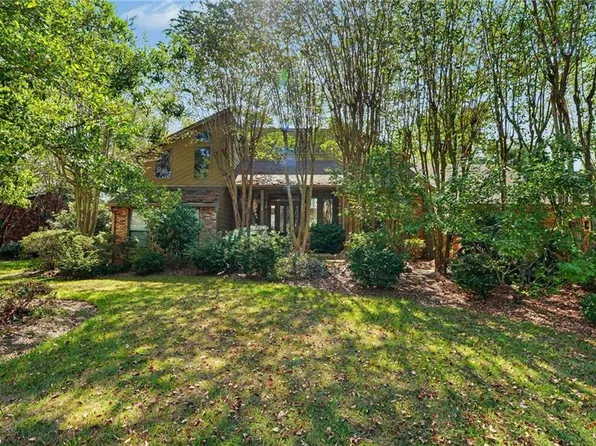 508 Beau Chene Dr, Mandeville, LA 70471