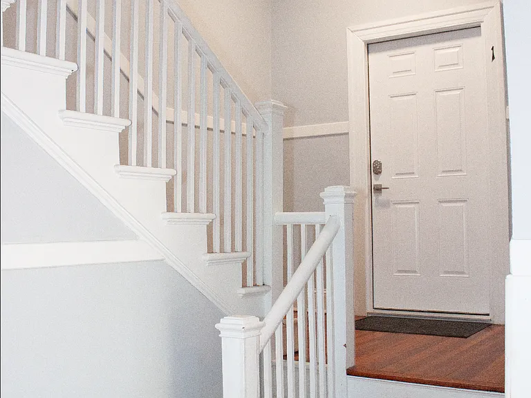 Foyer - Stair Case