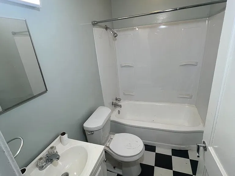 3718 Northbrook Dr — Photo 7