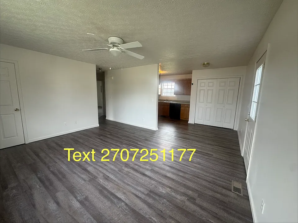 399 N Summer St