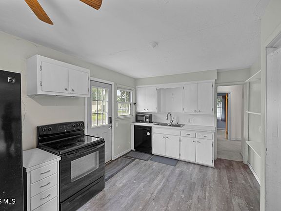 2nd image of 2560 Gracewood Rd