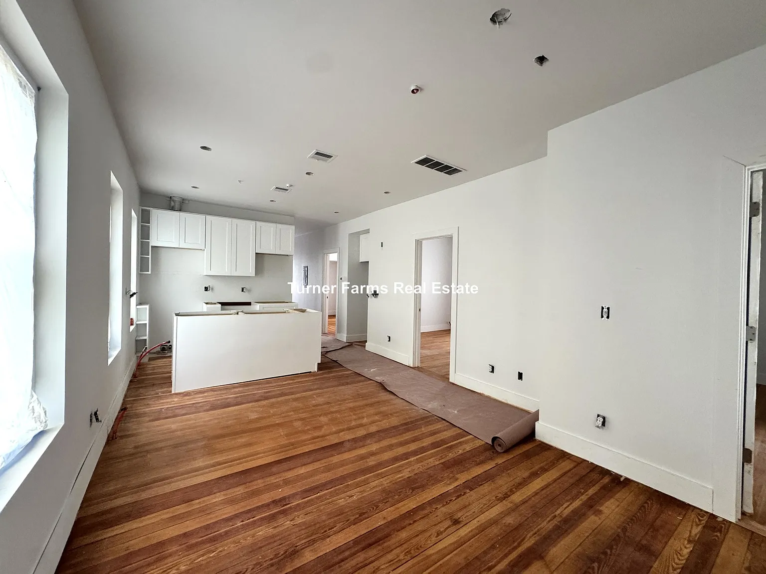 82 Marion St — Photo 4