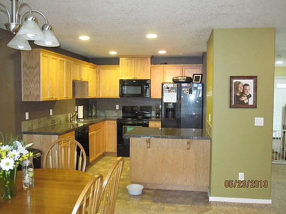 4th image of 7401 NE 62nd St