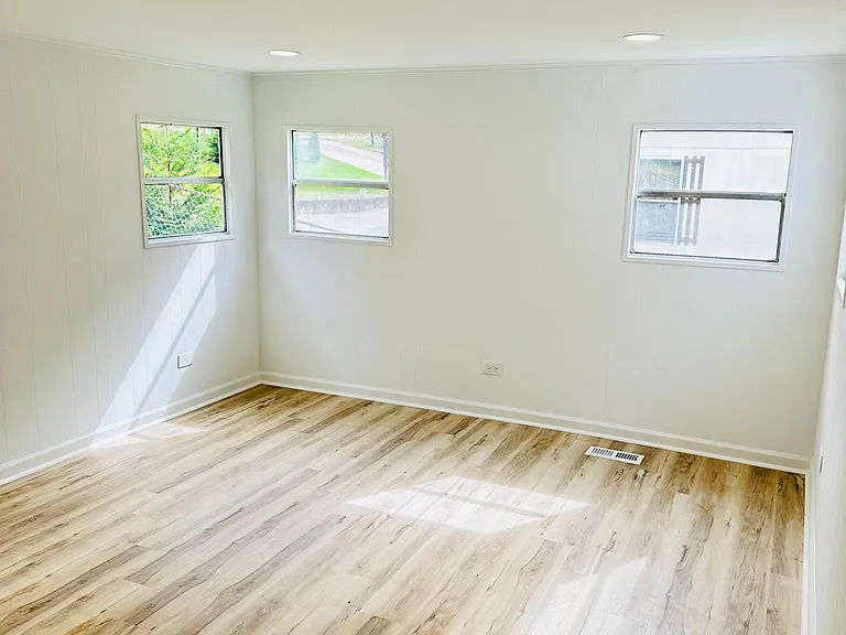 5284 Trudy Cir — Photo 10