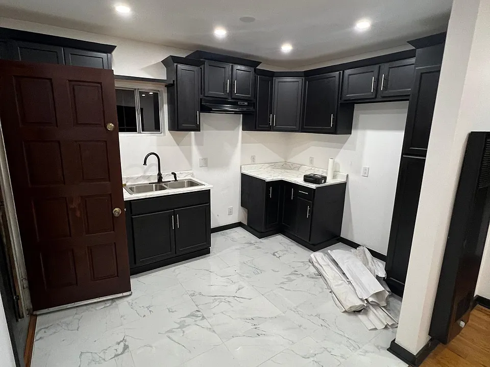 421 E Century Blvd #1